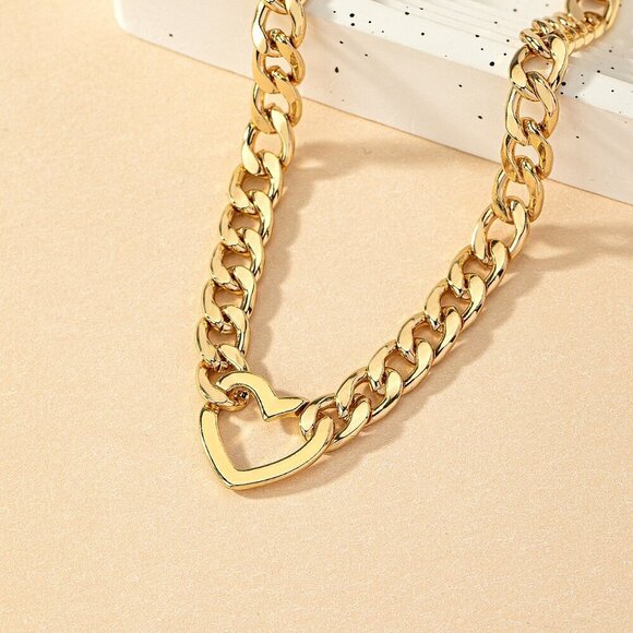 Yellow Gold Women's Fashion Heart Decor Choker - Picture 2 of 4